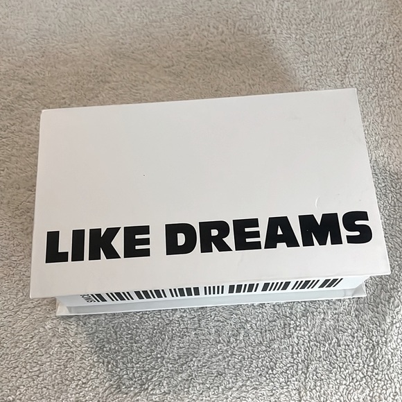 Gold and White Striped Evening Clutch - Picture 8 of 8